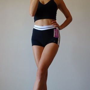 VATA Brasil Comfortable & Elegant Workout Clothing